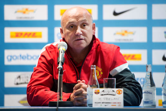 Mike Phelan, assisterande manager, Manchester United