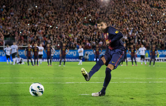 Gerard Piqué, Barcelona, sätter
