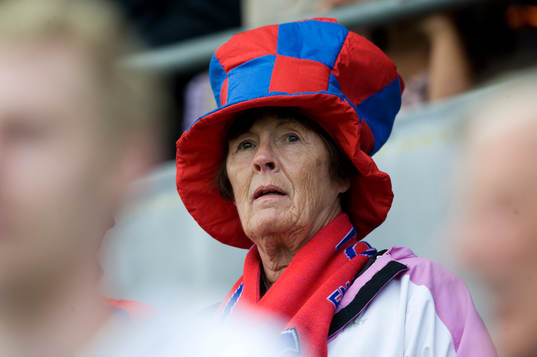 Supporter i hatt