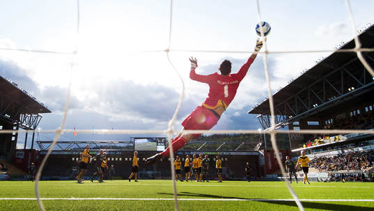 Bläddra bland fler bilder av Fotboll, Kval till Champions League, Elfsborg - Horsens