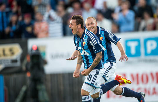 Erton Fejzullahu, Djurgården tar emot boll, fintar Daniel