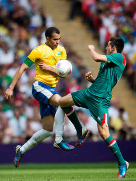 Sandro, Brasilien, Carlos Salcido, Mexico