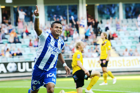 Daniel Sobralense gör 1-0 till Göteborg