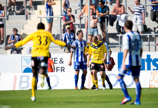 Pär Ericsson, Mjällby, gör 1-1 men jublar inte