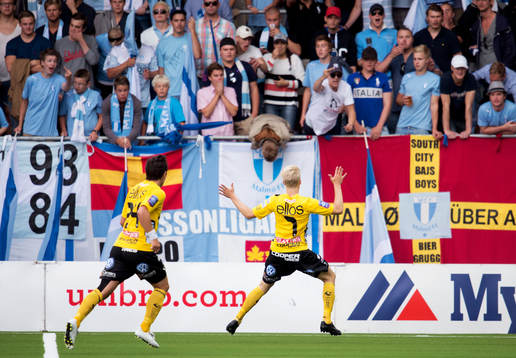 Johan Larsson, Elfsborg, gör 1-0. Jubel