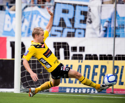Andreas Klarström, Elfsborg, räddar på mållinjen i