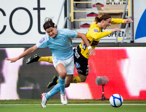 Miiko Albornoz, Malmö FF. Niklas Hult, Elfsborg