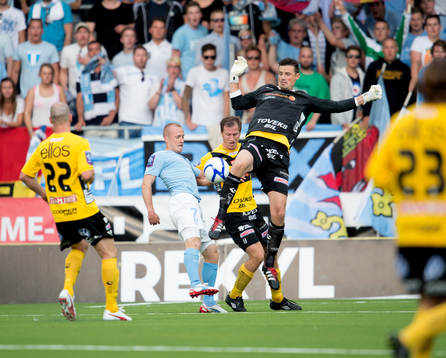 Kevin Stuhr Ellegaard, målvakt, Elfsborg. Daniel Larsson,