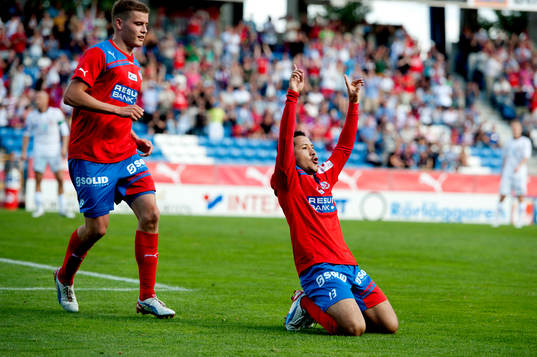 Alfred Finnbogason, Rachid Bouaouzan, Helsingborg, jubel,
