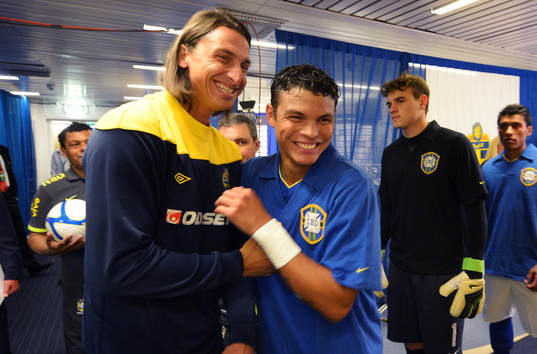 lagkompisarna Zlatan Ibrahimovic och Thiago Silva,