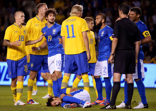 Neymar, Brasilien kapad