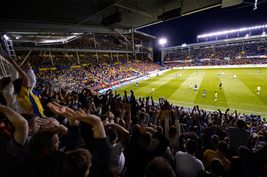 jubel på läktaren på Råsunda