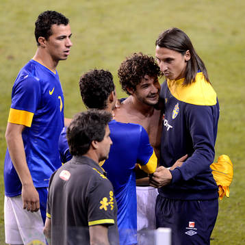 Zlatan Ibrahimovic, Sverige samtalar med sin blivande