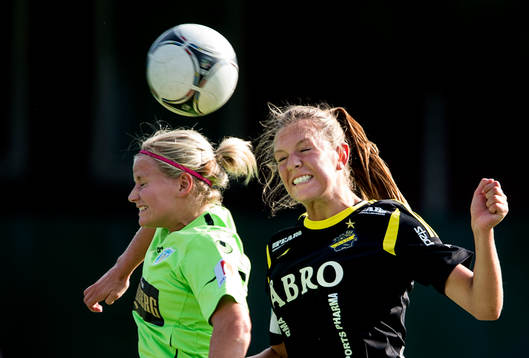 Sara Lindén, Göteborg och Jennie Nordin, AIK