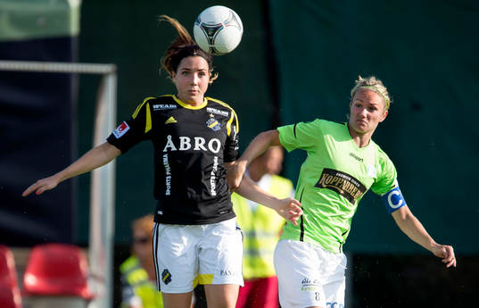 Clara Markstedt, AIK och Stina Segerström, Göteborg