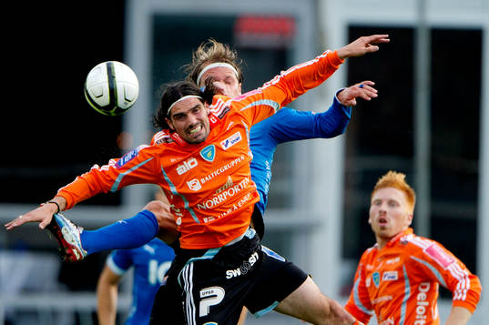 Brian Wake, Umeå