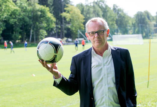 Seppo Vaihela, Klubbdirektör