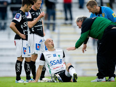 Målvakten Gerhard Andersson, Brage, skadades och fick utgå