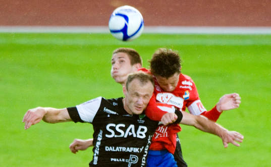 Dragan Kapcevic, Brage mot två Öster-spelare