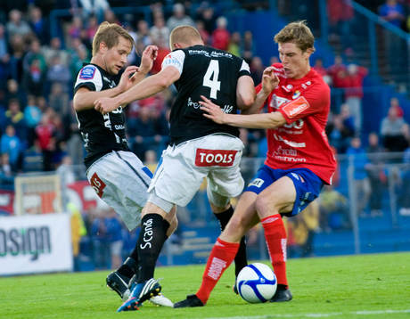 Marcus Bergholtz, Öster mot Patrik St Cyr, Brage