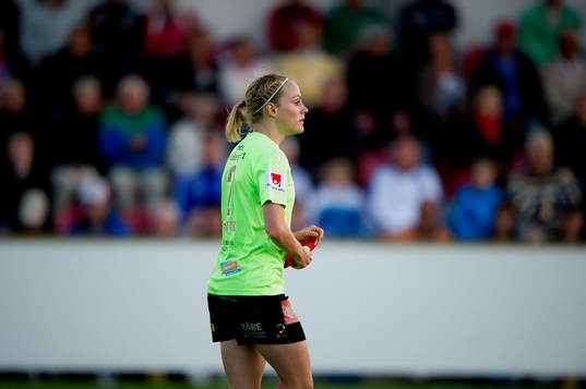 Sif Atladottir, Kristianstad, blir utvisad