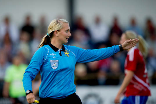Tess Pettersson, Bunkeflostrand, domare