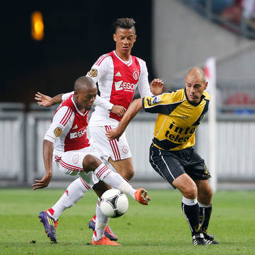 Thulani Serero och Tobias Sana, Ajax och Anthony Lurling,
