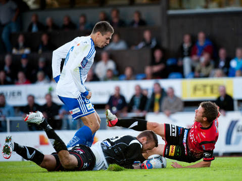 Martin Cleasson, Värnamo, framför Viktor Norling,