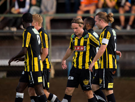 René Makondele, Häcken, gör 1-0, jubel Jonas Bjurström,