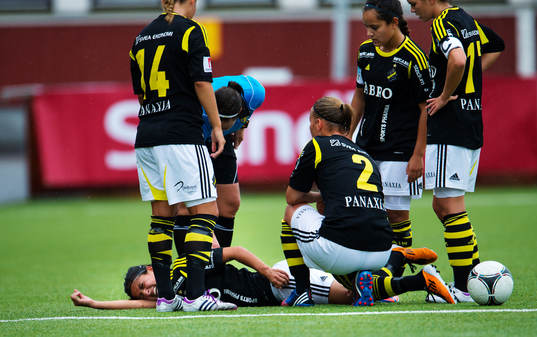 Nazanin Vaseghpanah, AIK, har ont