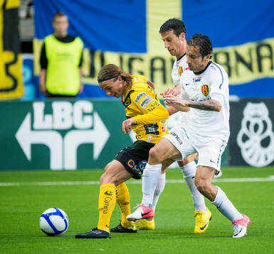 Niklas Hult, IF Elfsborg tas hårt av Suleyman Sleyman och