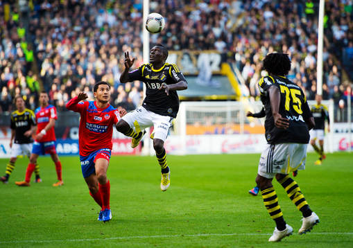 Moro Ibrahim, AIK, nickar bollen