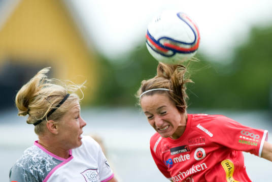 Kosovare Asllani, Kristianstad och Katrine Veje, Malmö