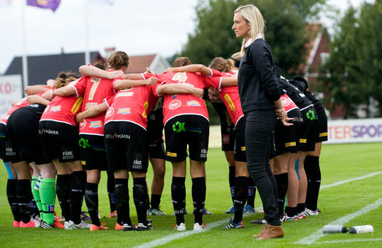 Elisabet Gunnarsdottir, tränare, Kristianstad