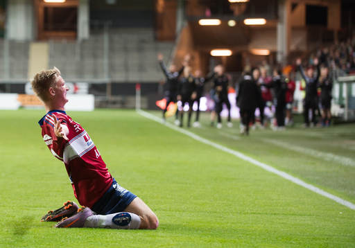 Henrik Carlsson, Örgryte, gör 2-0, jubel