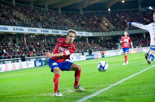 Alexander Henningsson, Öster