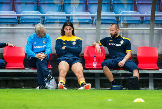Sverige tränar på Olympia i Helsingborg