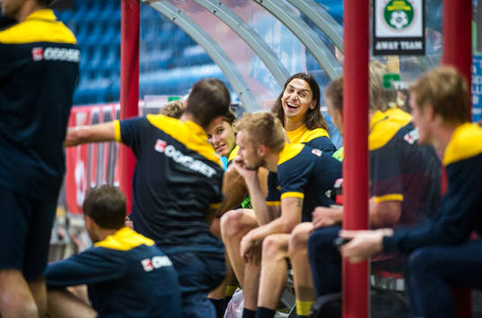 Sverige tränar på Olympia i Helsingborg