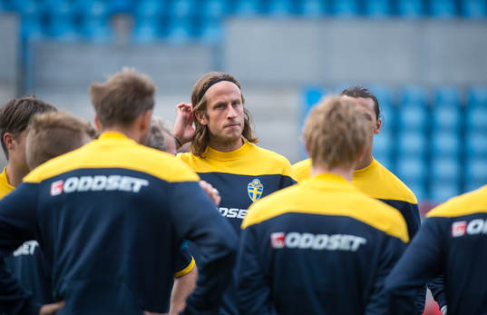 Sverige tränar på Olympia i Helsingborg