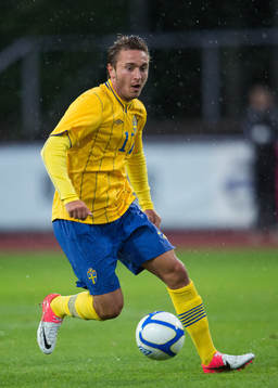 Maumer Tankovic, Sverige