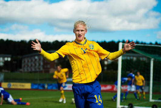 Karl Holmberg, Sverige, jublar