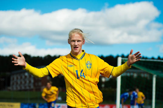Karl Holmberg, Sverige, jublar