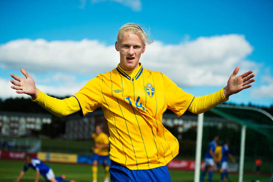 Karl Holmberg, Sverige, jublar