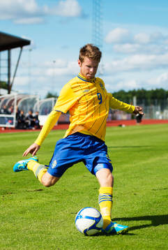 Måns Söderqvist, Sverige
