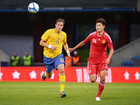 Johan elmander, Sverige och Yang Yu, Kina