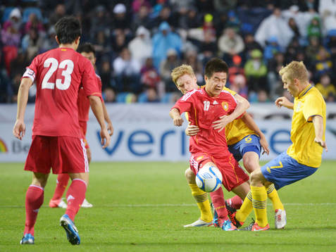 Peng Lu, Kina har både Rasmus Elm och Sebastian Larsson,