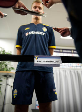 Fotboll, presskonferens