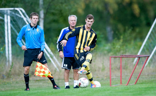 Assisterande domare, Bosse Nilsson, tränare och Ekrem