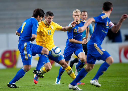 Mikael Ishak, Sverige