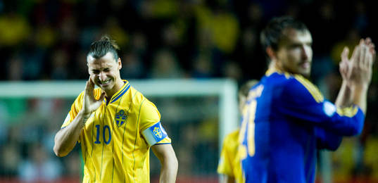 Zlatan Ibrahimovic, Sverige, grinar illa